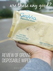 a Review of GroVia Disposable Wipes - Water Wipes by GroVia - Are they any good? #clothdiapers #crunchymom #ecofriendly