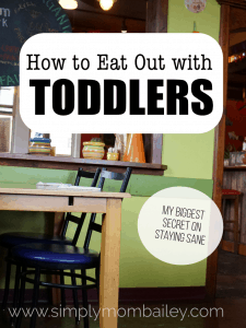 How to eat out at a restaurant with kids #toddlers #baby #eatingout #travel #tips #familytravel #eatingout #toddlerstruggles #toddleractivities #parenting #toddlermanners #2under3